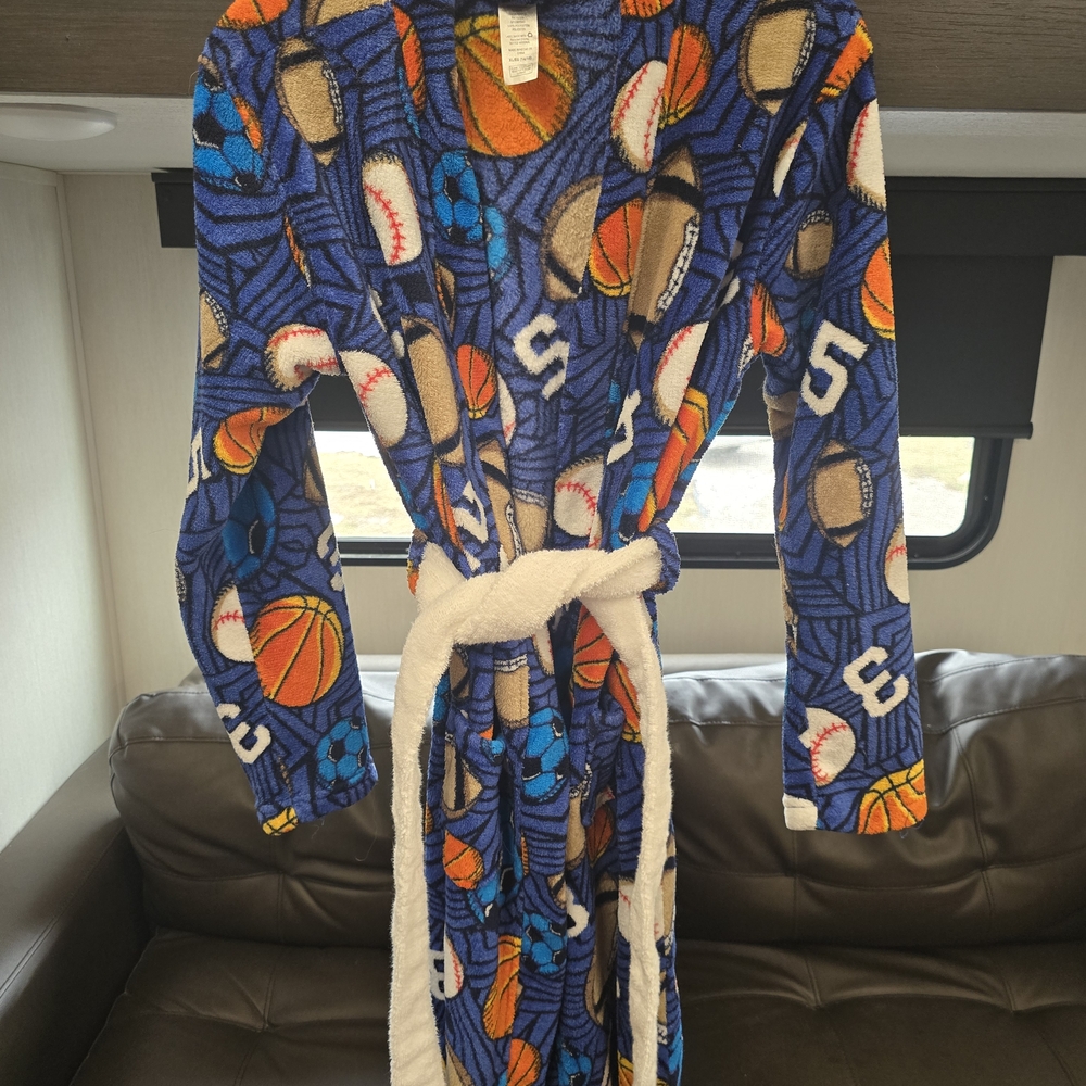 Joe Boxer Sports-Themed Blue Robe - Picture 2 of 6